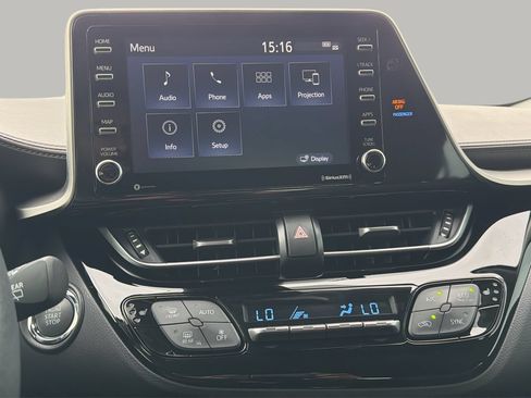 Used 2021 Toyota C-HR Limited FWD image 20