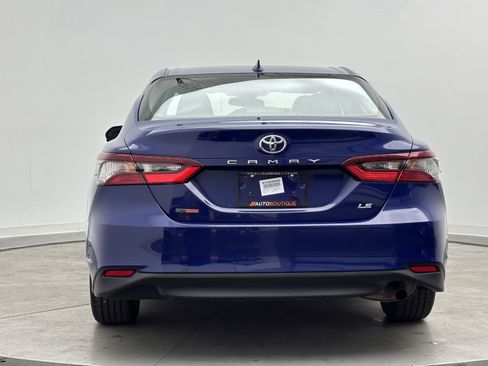 Used 2023 Toyota Camry LE image 6