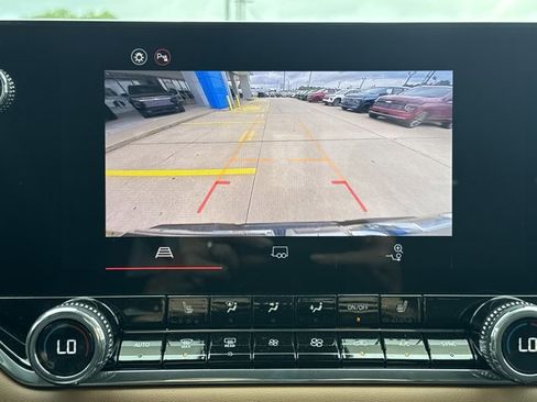 New 2026 GMC Canyon AT4 w/ Nightfall Essentials Package AWD/4WD image 9