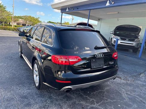 Used 2016 Audi A4 Premium Plus w/ Technology Package image 3