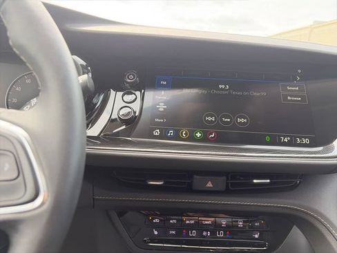 Used 2022 Buick Envision Preferred AWD/4WD image 25