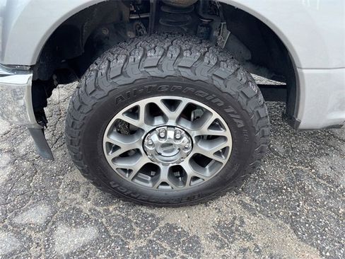 Used 2021 Ford F250 Lariat w/ Lariat Ultimate Package image 13