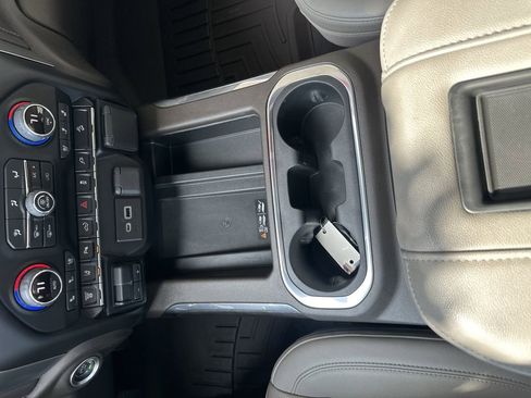 Used 2022 Chevrolet Silverado 2500 LTZ w/ Z71 Chrome Sport Edition AWD/4WD image 33