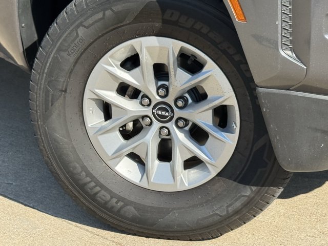 Used 2024 Nissan Frontier SV AWD/4WD image 32