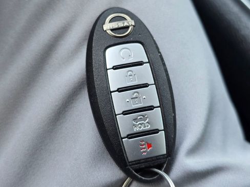 Used 2024 Nissan Altima 2.5 S FWD image 17