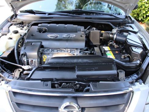 Used 2004 Nissan Altima 2.5 S w/ Convenience Pkg image 18