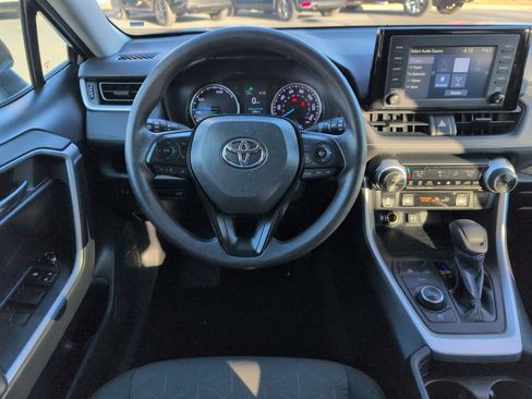 Used 2019 Toyota RAV4 XLE image 31