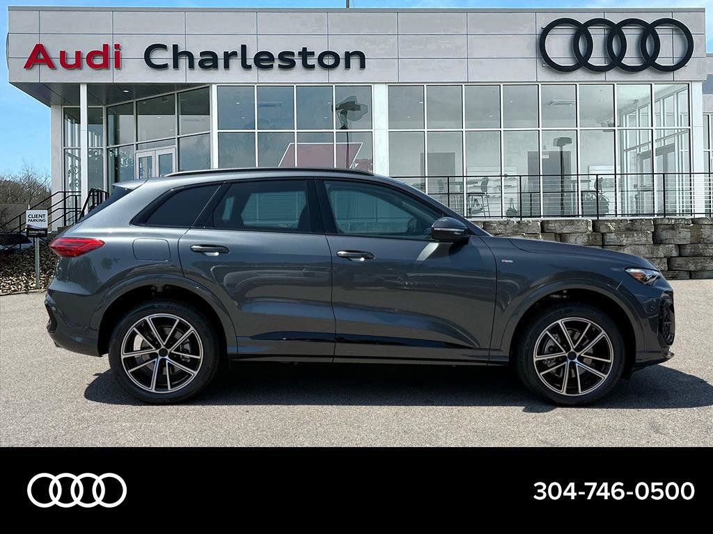 New 2026 Audi Q5 Premium AWD/4WD image 2