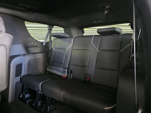 New 2026 Cadillac Escalade ESV Luxury w/ LPO, Radiant Package AWD/4WD image 14