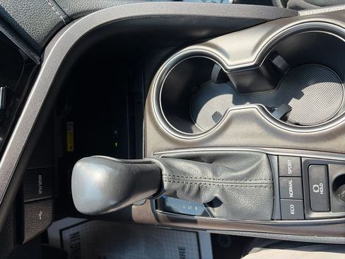 Used 2023 Toyota Camry XSE FWD image 31