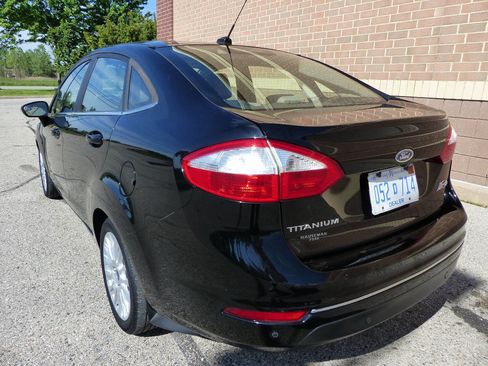 Used 2016 Ford Fiesta Titanium FWD image 7