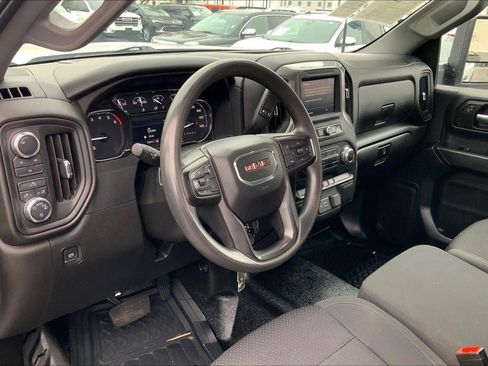 Used 2022 GMC Sierra 2500 Pro w/ Convenience Package AWD/4WD image 11