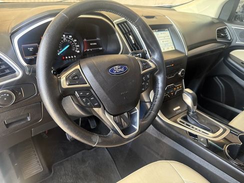 Used 2017 Ford Edge SEL w/ Equipment Group 201A FWD image 9