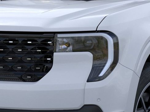 New 2026 Ford Maverick Lariat w/ 4K Tow Package AWD/4WD image 19
