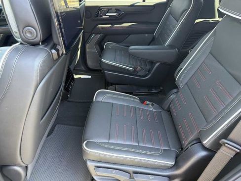New 2026 GMC Yukon AT4 Ultimate AWD/4WD image 21