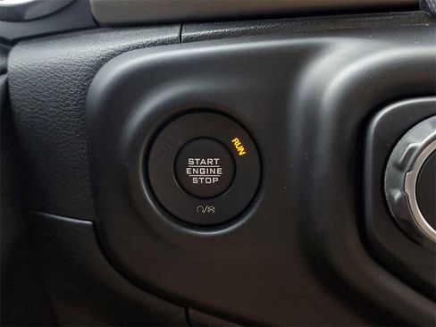 Used 2020 Jeep Gladiator Sport w/ Quick Order Package 24S image 30