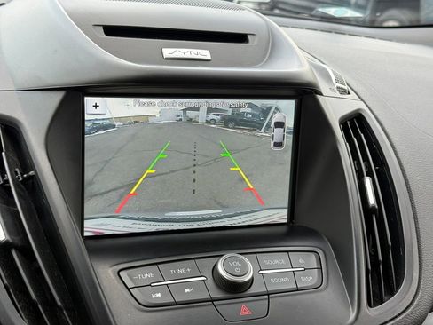 Used 2017 Ford Escape SE w/ Equipment Group 201A image 37