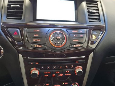 Used 2013 Nissan Pathfinder SL w/ SL Premium Pkg AWD/4WD image 15