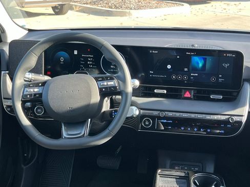 New 2026 Hyundai Ioniq 5 SEL image 18