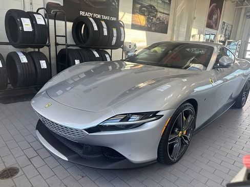 Used 2022 Ferrari Roma RWD image 1