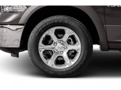 Used 2015 RAM 1500 Laramie w/ Convenience Group image 14