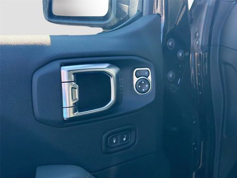 New 2026 Jeep Gladiator Mojave AWD/4WD image 18