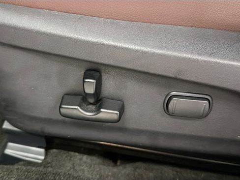 Used 2014 Subaru Outback 3.6R Limited image 18