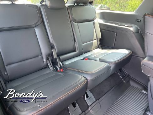 Used 2026 Ford Expedition Tremor AWD/4WD image 17