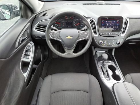 Used 2024 Chevrolet Malibu LT FWD image 13