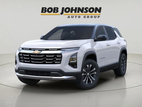 New 2026 Chevrolet Equinox LT w/ Convenience Package II AWD/4WD image 6