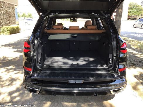 Used 2024 BMW X5 xDrive40i w/ M Sport Package AWD/4WD image 10