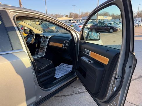 Used 2008 Lincoln MKX AWD image 8