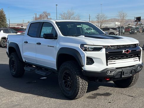 New 2026 Chevrolet Colorado ZR2 w/ ZR2 Bison Edition image 3