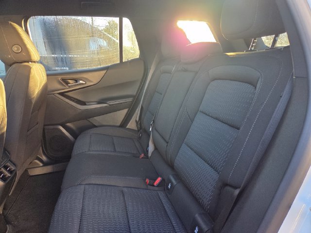 Used 2026 Chevrolet Equinox LT AWD/4WD image 11