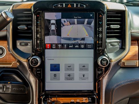 Used 2024 RAM 2500 Limited w/ Safety Group image 27