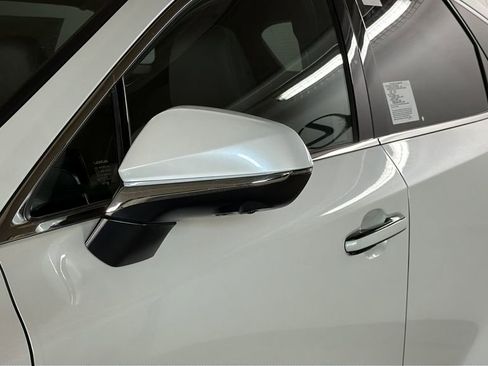 New 2026 Lexus RX 450h AWD w/ Convenience Package image 5