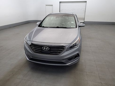 Used 2016 Hyundai Sonata Limited w/ Option Group 05 FWD image 15