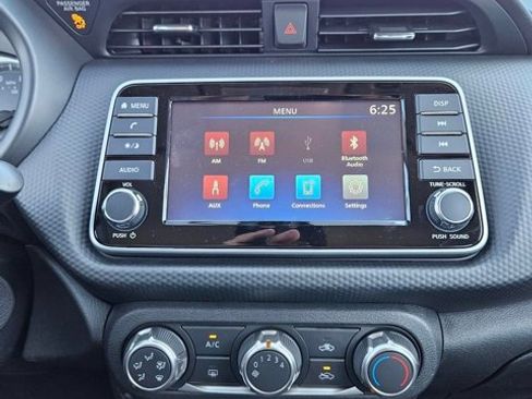 Certified 2025 Nissan Kicks Play S FWD image 13