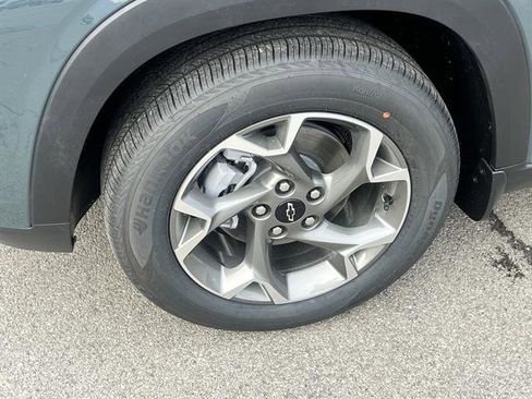 New 2026 Chevrolet Trax LT w/ Driver Confidence Package image 10