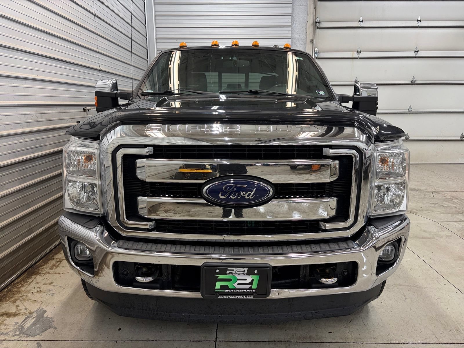 Used 2016 Ford F250 Lariat w/ Lariat Ultimate Package AWD/4WD image 2