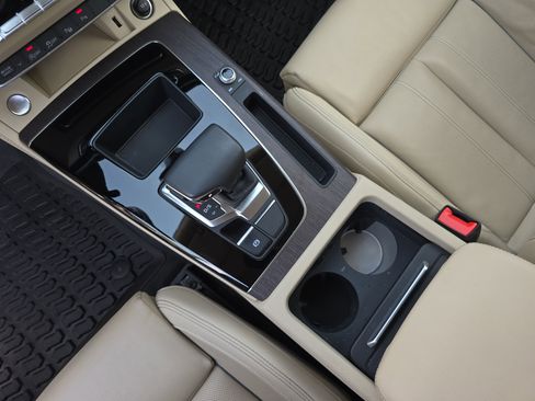 Used 2023 Audi Q5 2.0T Prestige w/ Prestige Package AWD/4WD image 25