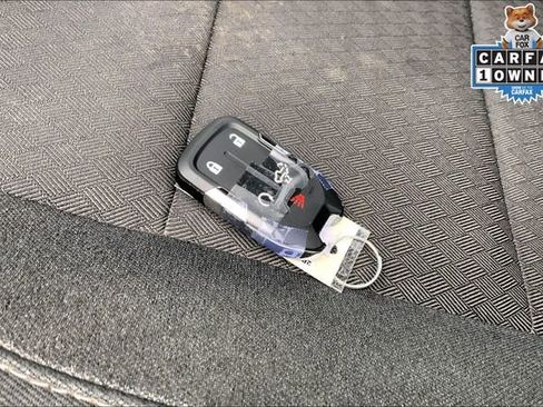 Used 2022 GMC Sierra 1500 SLE image 11