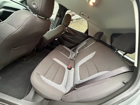 Used 2023 Chevrolet TrailBlazer LT FWD image 19