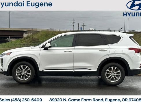 Used 2019 Hyundai Santa Fe SE image 7