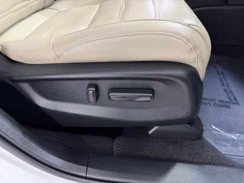 Used 2017 Honda CR-V EX-L image 25