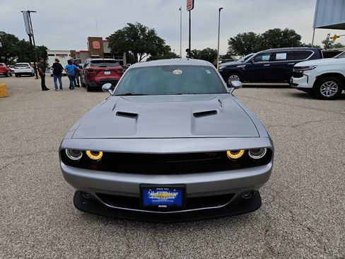 Used 2017 Dodge Challenger R/T Scat Pack w/ Dynamics Package RWD image 3