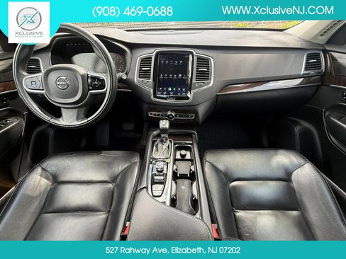 Used 2019 Volvo XC90 T5 Momentum w/ Multimedia Package AWD/4WD image 20