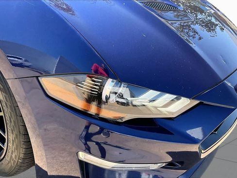 Used 2018 Ford Mustang GT RWD image 26