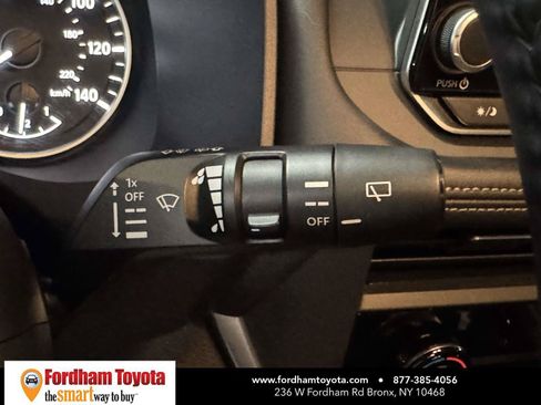 Used 2025 Nissan Rogue SV AWD/4WD image 24