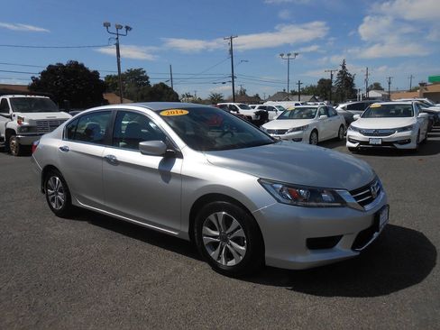 Used 2014 Honda Accord LX image 3